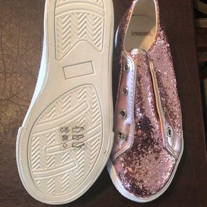 Gymboree size 13 pink sparkly tennis shoes